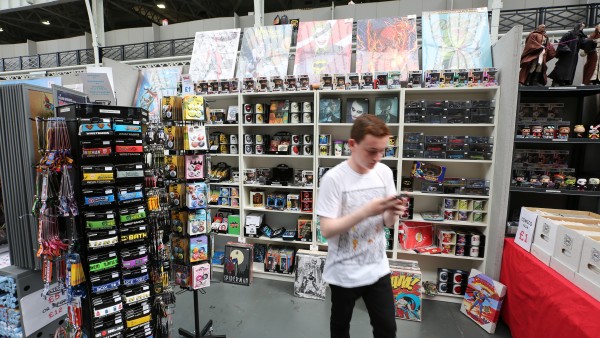 london-comic-con-convention-floor-image (114)