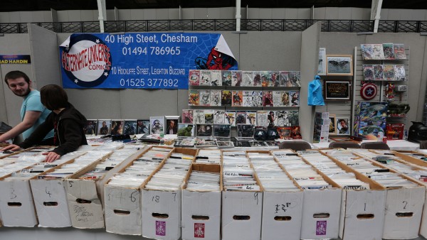 london-comic-con-convention-floor-image (14)