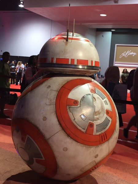 star-wars-the-force-awakens-bb8-d23