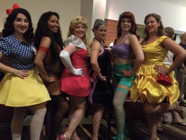 dragon-con-girls