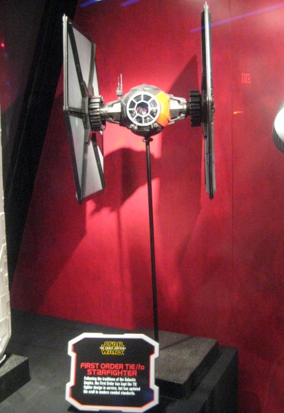 star-wars-launch-bay-28