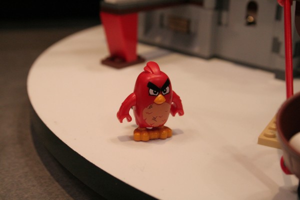 angry-birds-lego-toy-fair-3