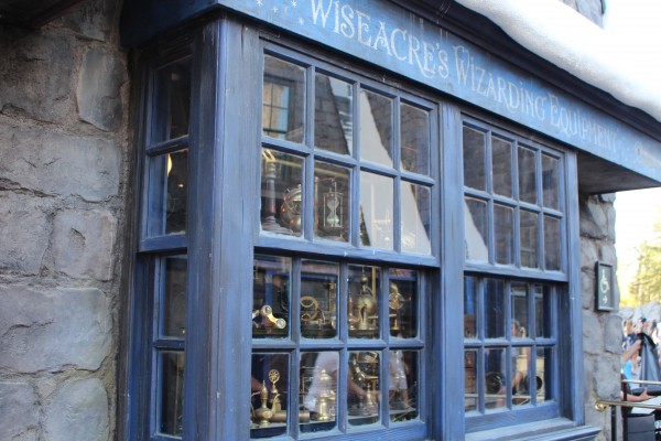 wizarding-world-of-harry-potter-hogsmeade-31