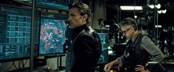 batman-vs-superman-ben-affleck-jeremy-irons