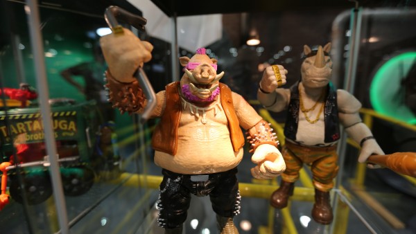 tmnt-2-wondercon-image (6)