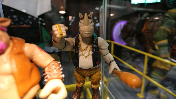 tmnt-2-wondercon-image (7)