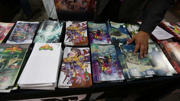 wondercon-2016-convention-floor-image (2)