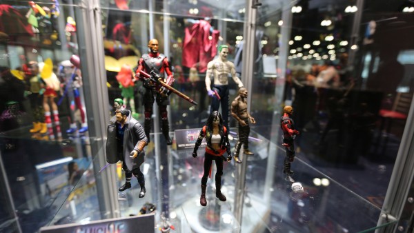 wondercon-2016-convention-floor-image (24)