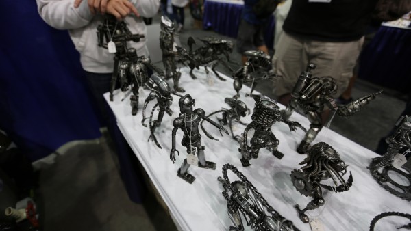 wondercon-2016-convention-floor-image (52)