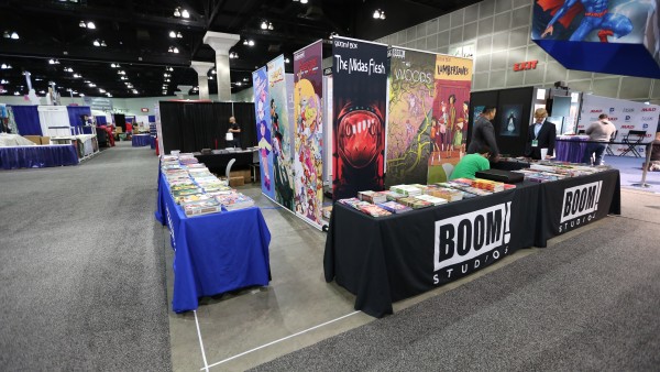 wondercon-2016-convention-floor-image (6)