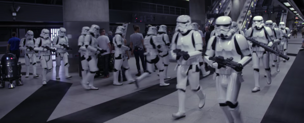 imagen-rogue-one-celebration-reel-stormtroopers