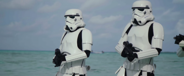 imagen-rogue-one-celebration-reel-stromtroopers