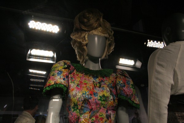 hunger-games-experience-effie-costume-3