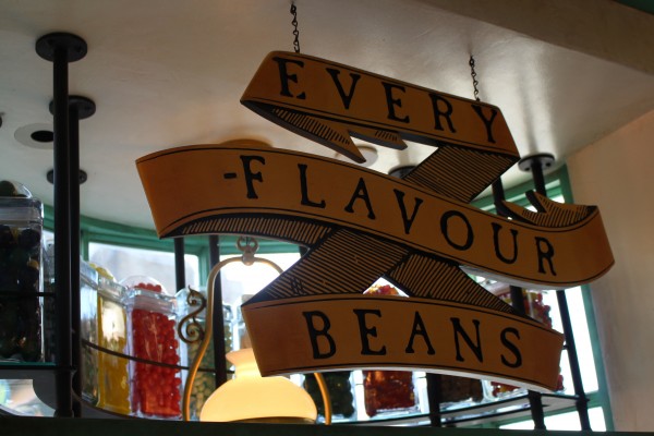 wizarding-world-of-harry-potter-honeydukes-every-flavour-beans